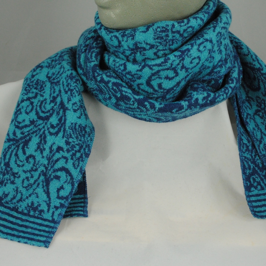 schal-merino-schurwolle-strick-blau-türkis-farn